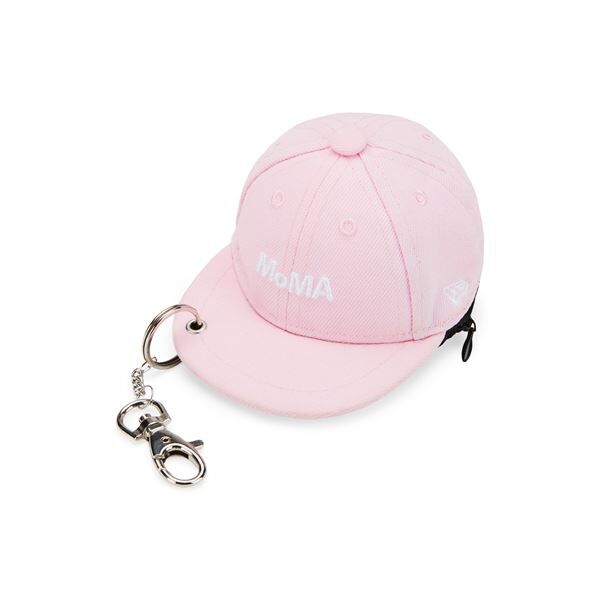 MoMA Design Storeで大人気の「MoMA NY ヤンキースキャップ」に