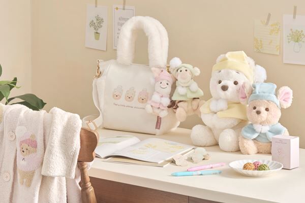 ディズニーストアから人気の「WHITE POOH」シリーズが今年も登場