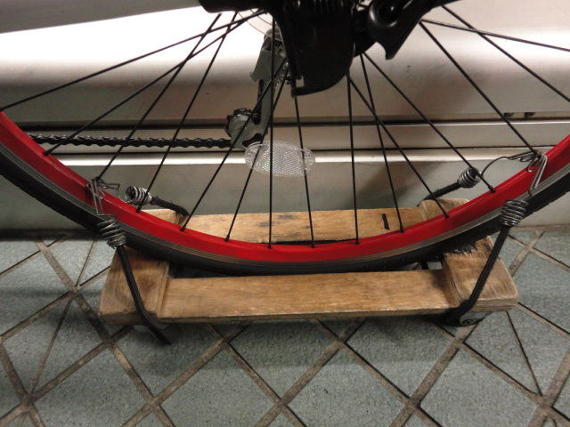 夏に自転車に乗るのは危険