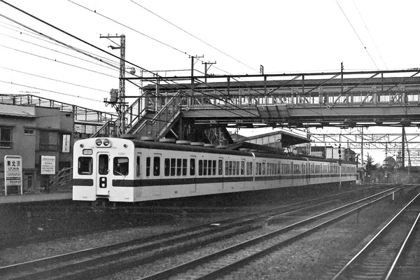小田急が複々線化する前の東北沢駅はなぜ重要な存在だったのか