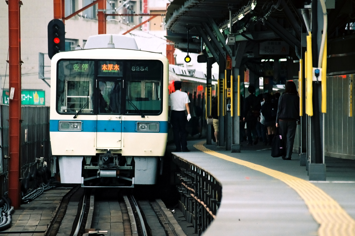 小田急の登戸が上下線で高さが違った時期とは Odapedia 小田急を中心とした鉄道に関するブログメディア