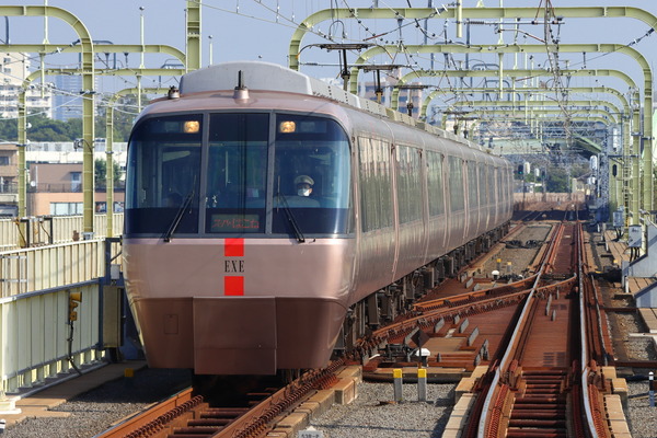 EXEの登場から始まった小田急ロマンスカーにおける列車愛称の変化とは