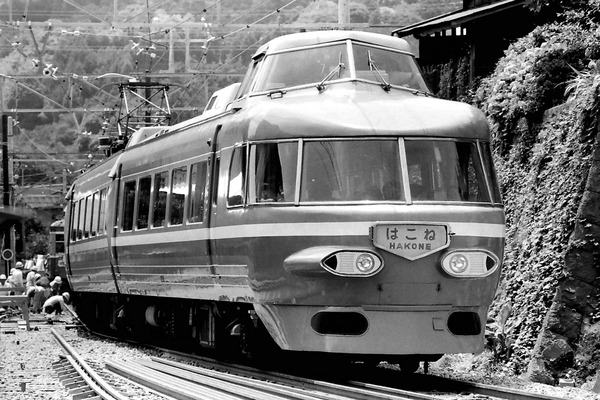 小田急の特急料金は約50年前と比較してどれぐらい上がっているのか