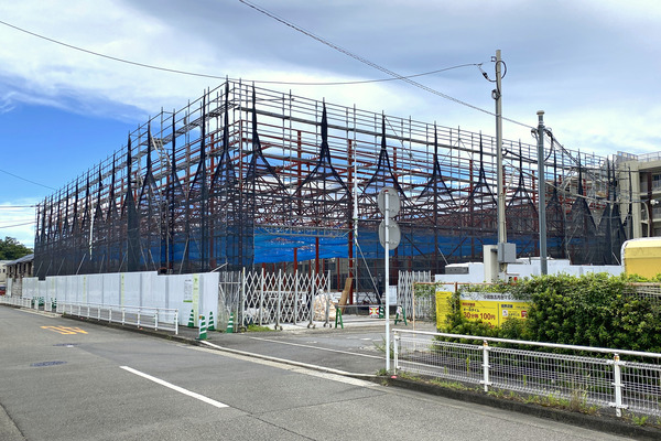 小田急の五月台駅にOdakyu OXが2027年にオープン予定 気になる現在の建設状況は