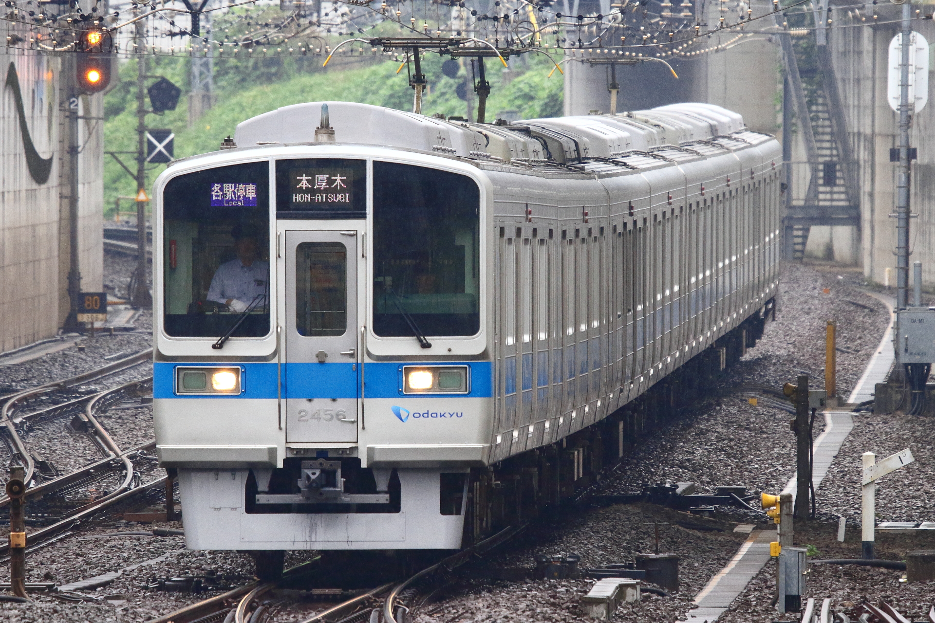 本厚木で一気に列車の本数が減ってしまう小田急の辛い事情とは Odapedia 小田急のファンブログ