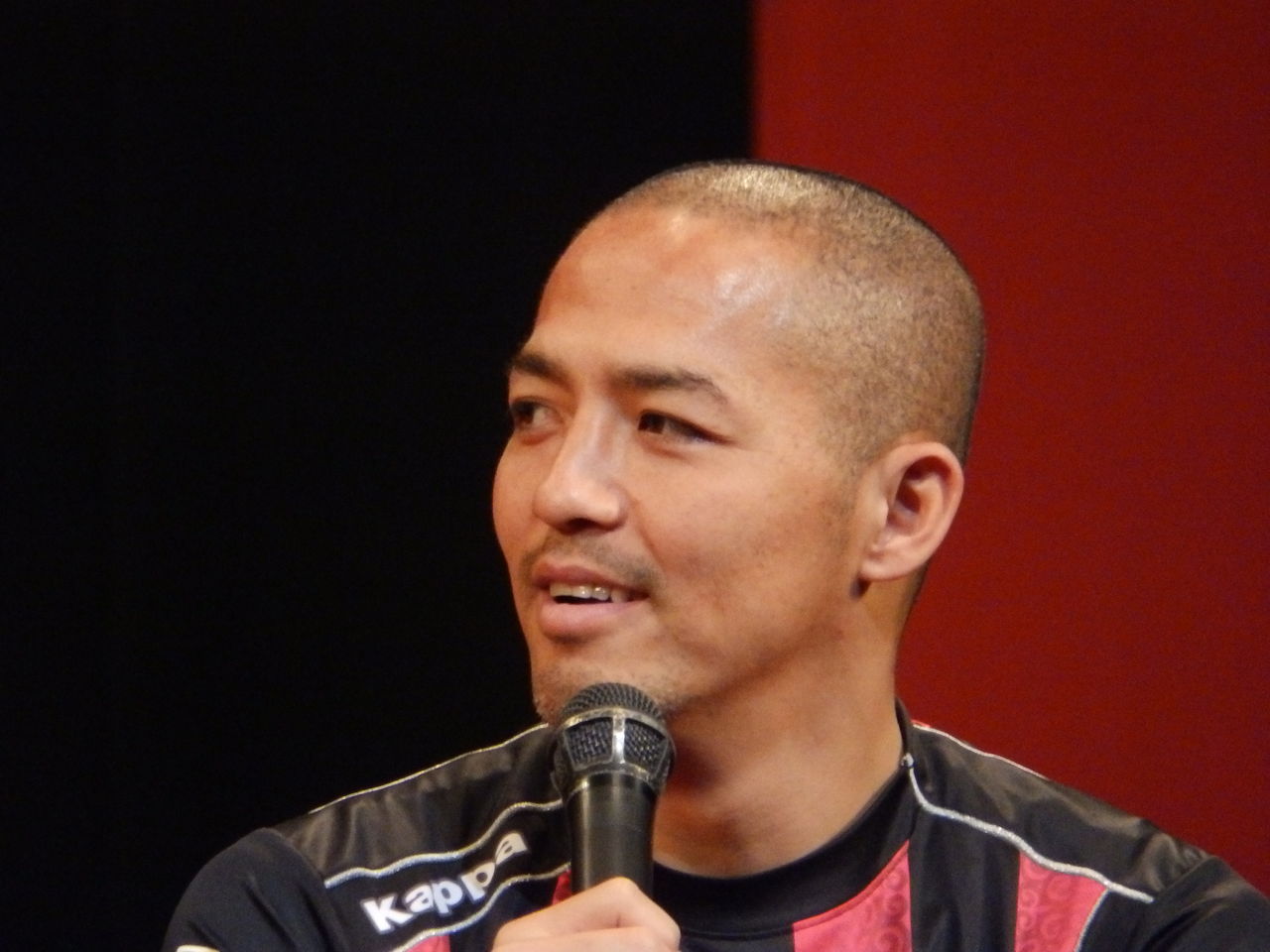 札幌の太陽 小野伸二 2 コンサティックに踊れない 札幌の太陽 小野伸二 2 コンサティックに踊れない