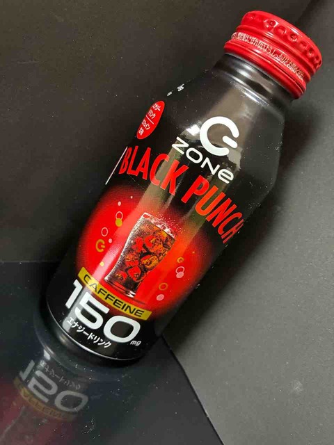 2652杯目 カフェイン150mgのコーラ系エナジードリンク！強い甘味と軽い