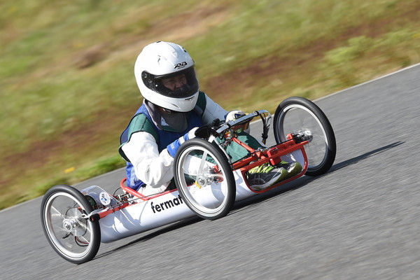 Evミニカートという簡単そうに見えて奥の深いレース オフィスbmの取材日誌 自動車系物書きのクルマとバイクと