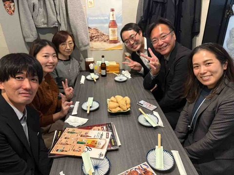 持つべきものは歴代秘書官