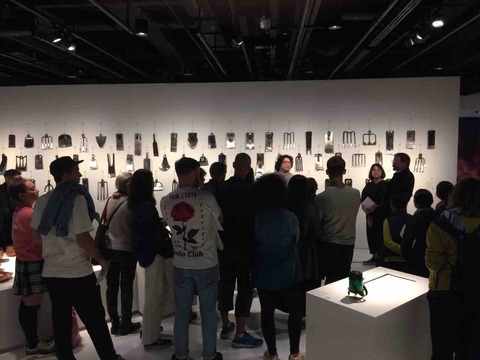 ACB400B3-3CE7-461C-B17E-CB858674F383