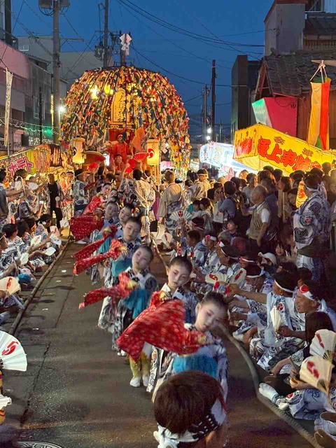 燕のお祭り