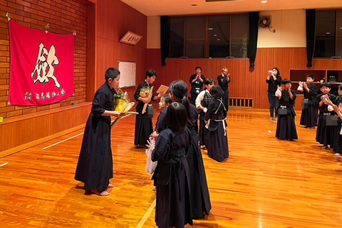 LINE_ALBUM_卒業生お祝いの会_240408_7