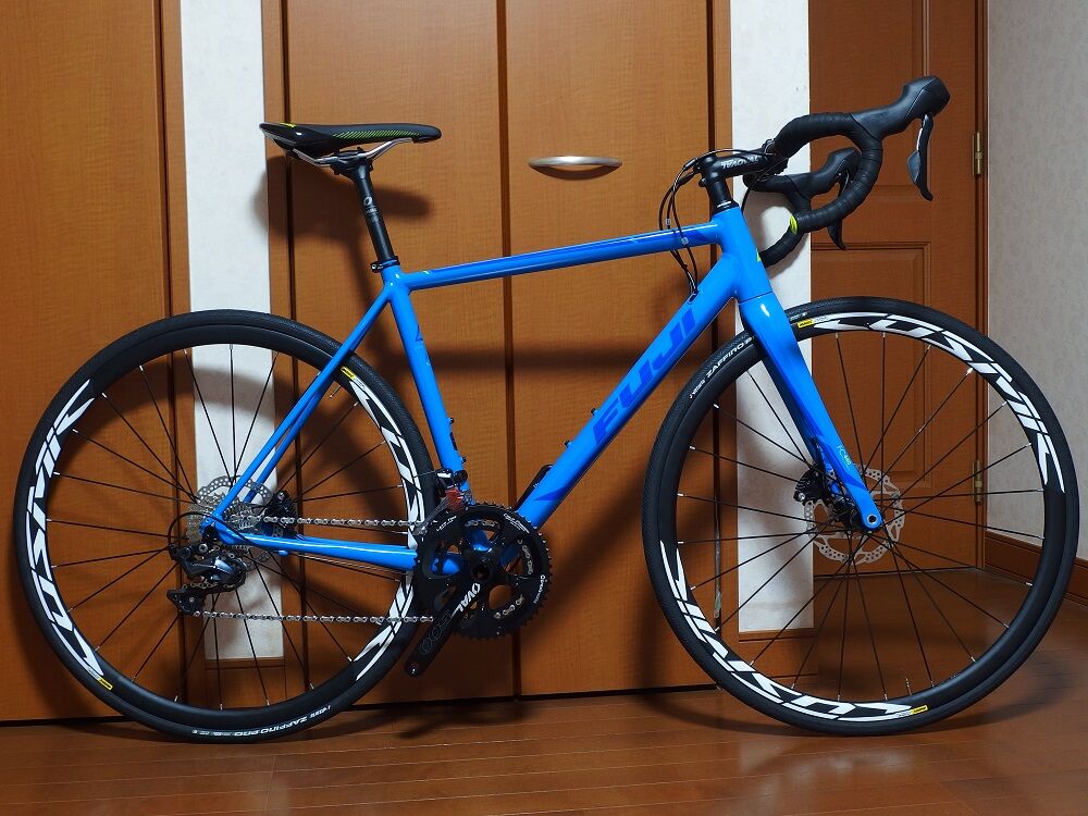 Fuji ロードバイク Roubaix 1.1 Disc 2018 をじっくり見てみた