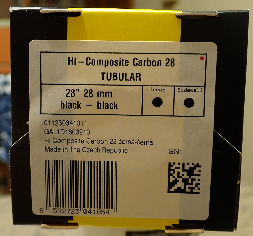 TUFO HI-COMPOSITE CARBON 28mm チューブラータイヤを購入した