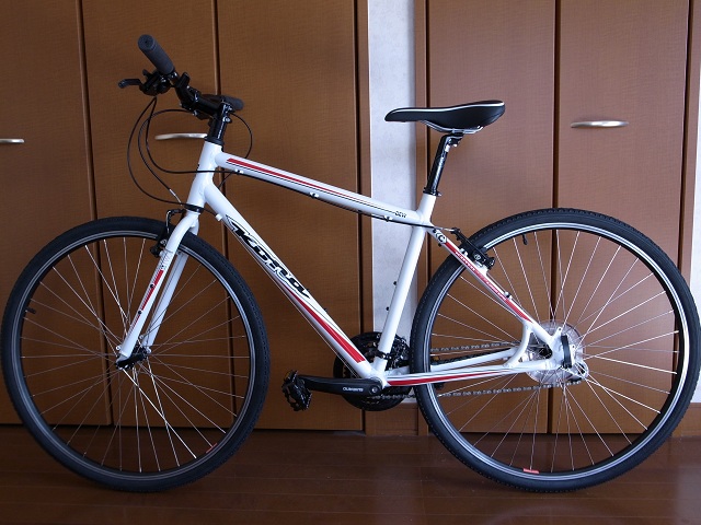 KONA 「コナ」 DEW PLUS 2017年モデル クロスバイク KONA Dew を分析