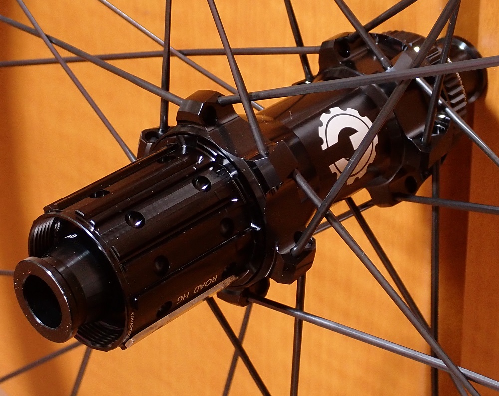 AliExpressでELITEWHEELS EDGE Road Disc 45mmハイト を購入した