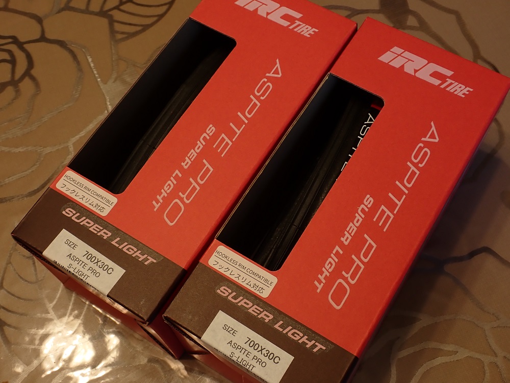 IRC ASPITE PRO S-LIGHT 700x30Cを購入した : ロードバイク・MTB