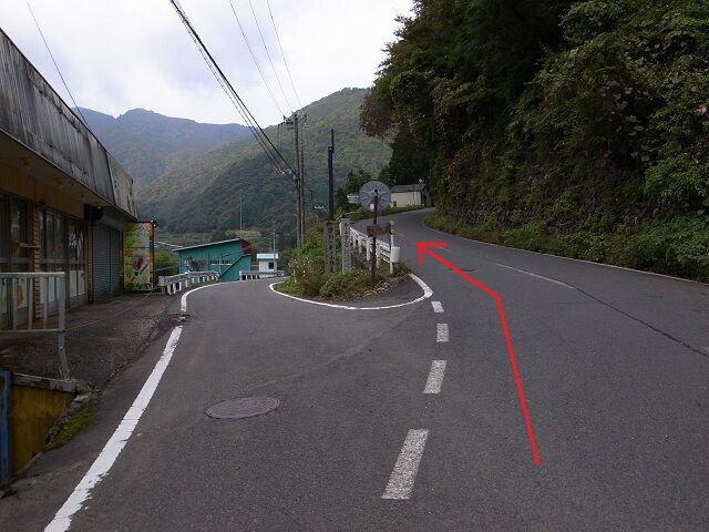 瀞川氷ノ山林道 その2 マニアックなロードバイク Mtb整備とツーリングの記録 瀞川氷ノ山林道 その2 マニアックなロードバイク Mtb整備とツーリングの記録
