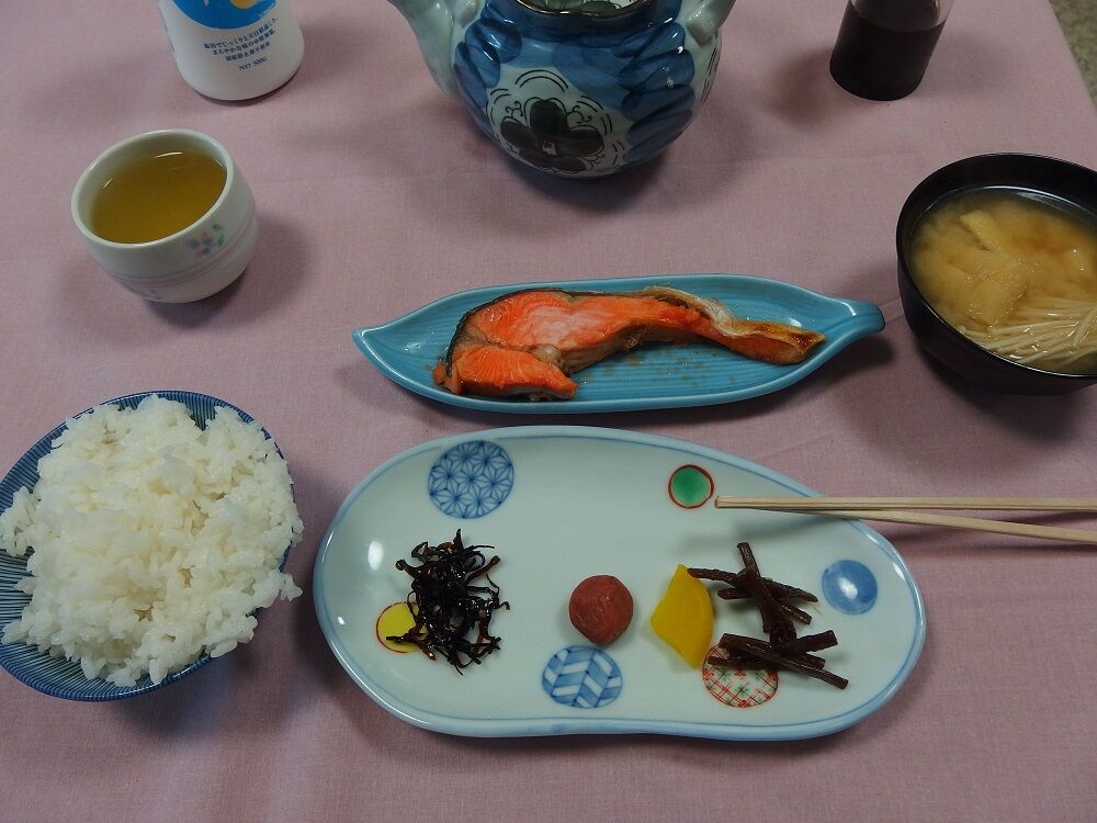 ある旅館の貧乏飯 バイクと中国旅行のメモ書き