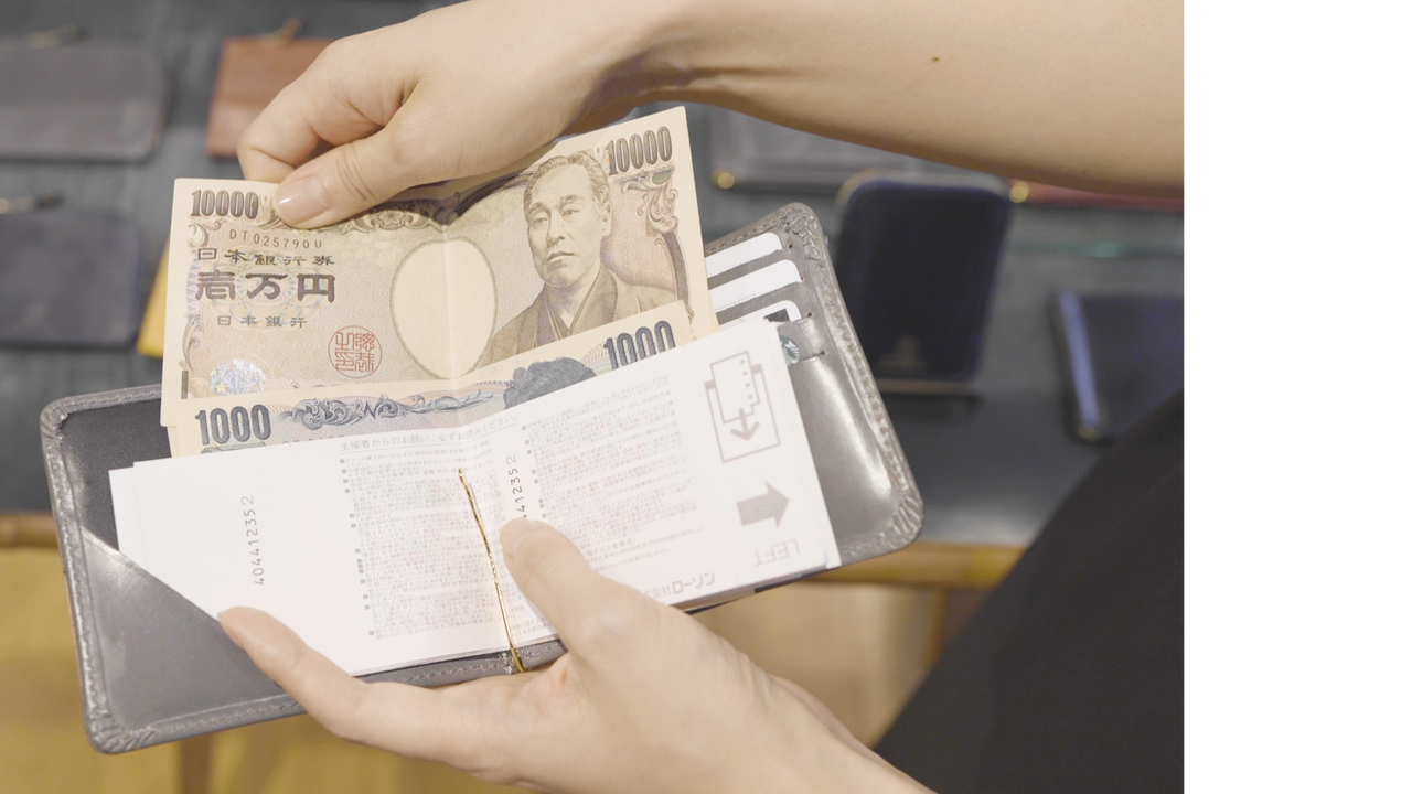 コンパクトなサブ財布をマネークリップにしたら 財布2つを1つにまとめられた話 動画あり ミニマリスト日和 Powered By ライブドアブログ