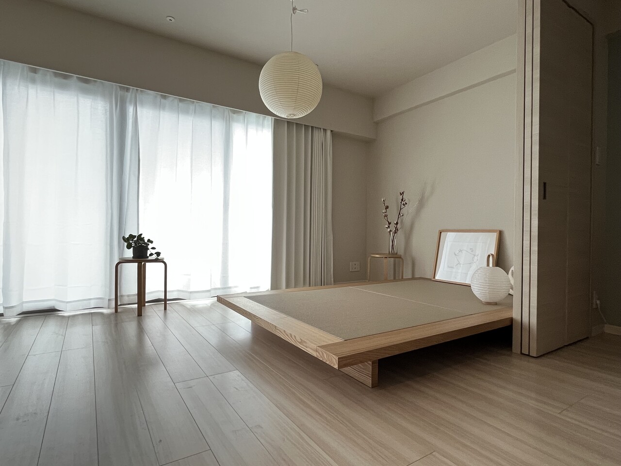 建築家二人暮らし】部屋を広くする家具 LIVING BED ダブル×和紙