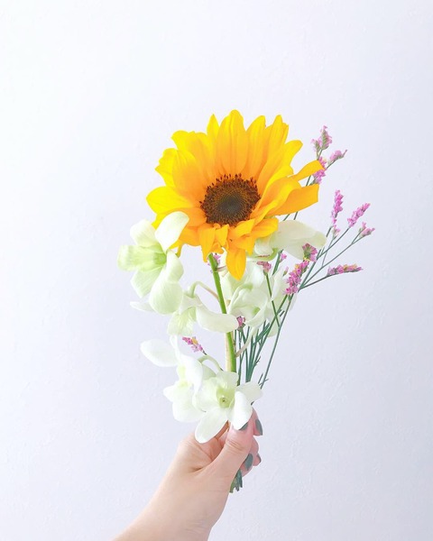 5D480B6E-1DD0-4BA2-9FE1-8070B43E9E6A