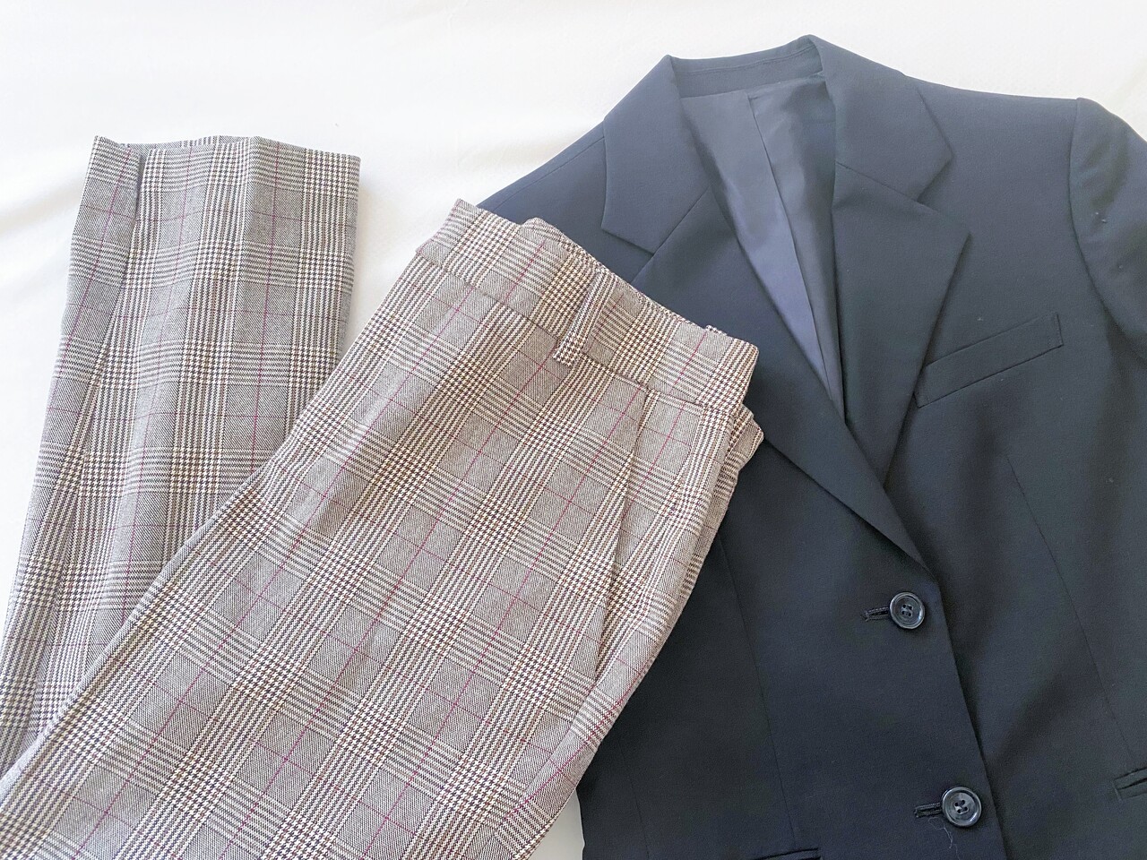 リクルートスーツのジャケット いつまで持ってるの ミニマリスト日和 Powered By ライブドアブログ