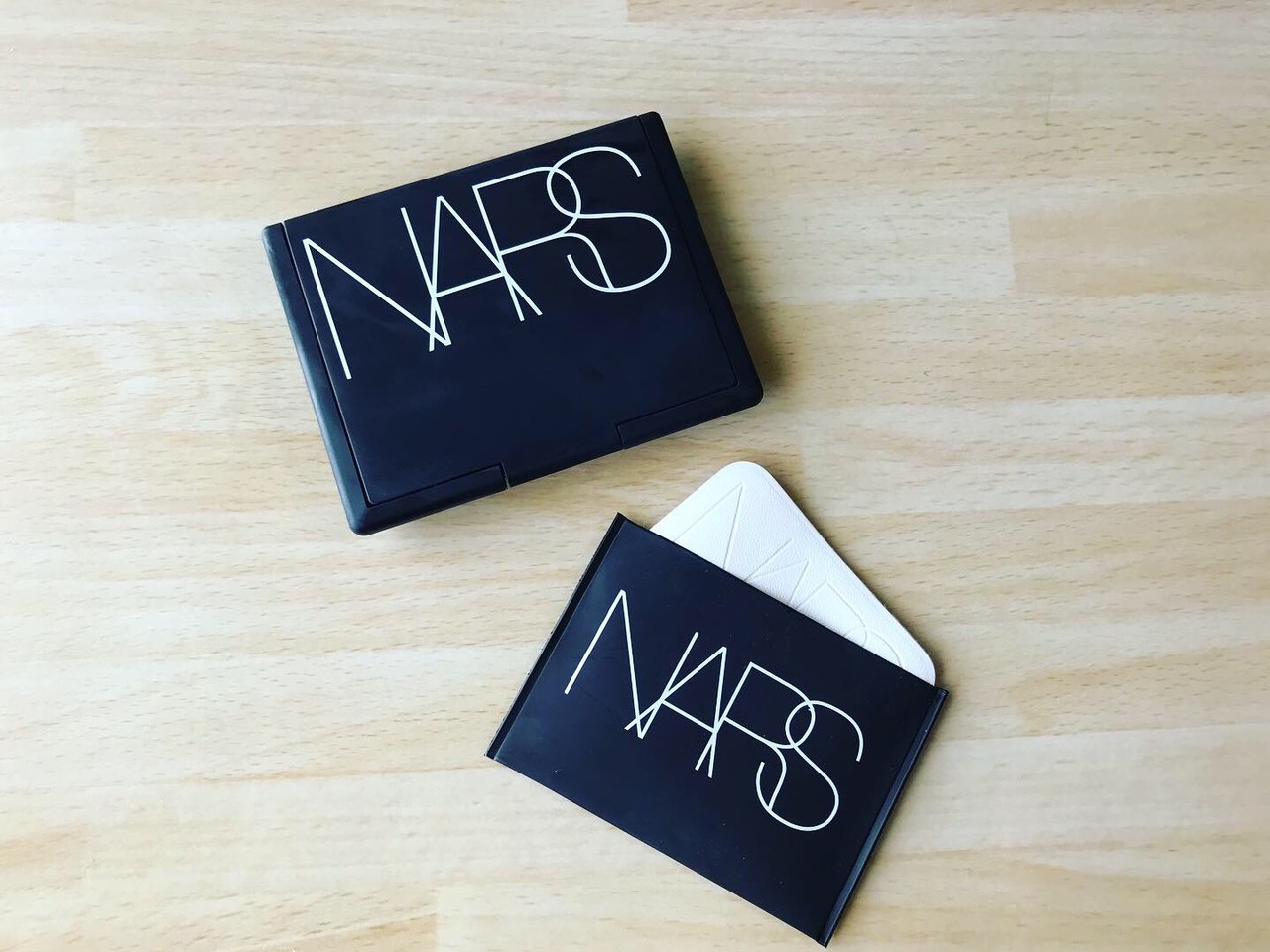 さすが一生の友 Narsのプレストパウダーがすごく良かった ミニマリスト日和 Powered By ライブドアブログ