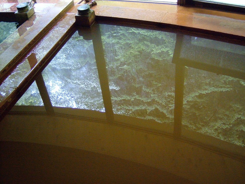 初谷温泉にて