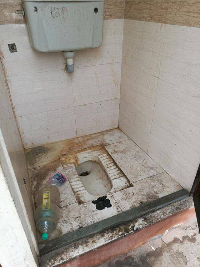 JapanImage 中国 トイレ