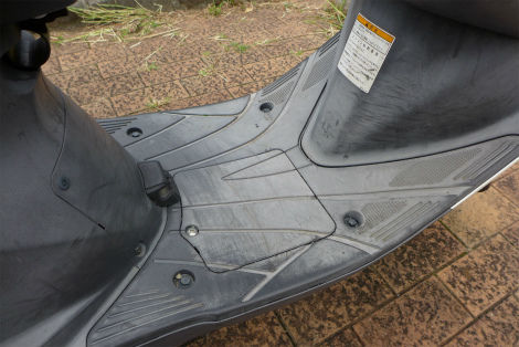 黒樹脂復活を使いました 黒い樹脂パーツが復活 小笠原父島 オガツアーのブログ3 黒樹脂復活を使いました 黒い樹脂パーツが復活 小笠原父島 オガツアーのブログ3