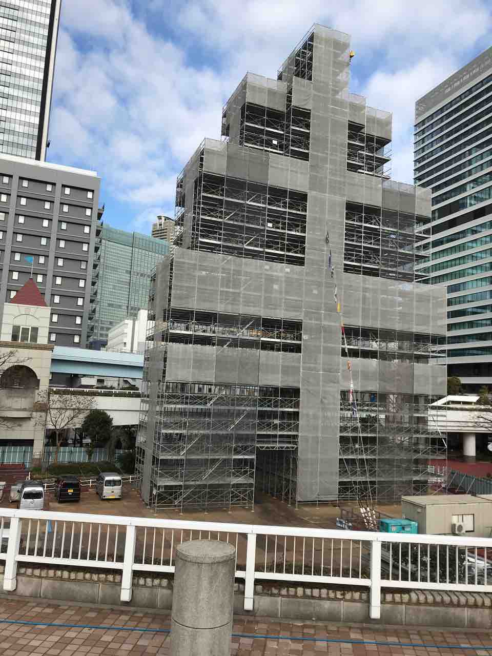 竹芝桟橋待合所付近は工事中 小笠原父島 オガツアーのブログ３