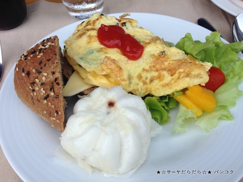 edge エッジ パタヤ ヒルトン