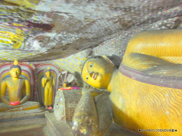 ֥åβGolden Temple of Dambulla