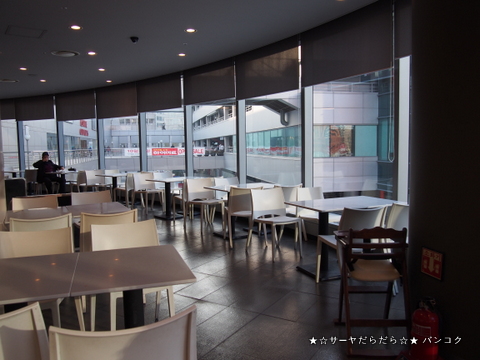 ソウル駅フードコート(3階ロッテアウトレット側)