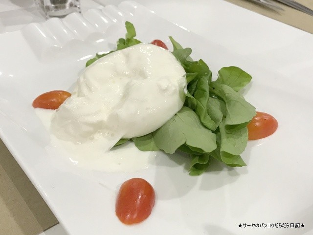 Rosso di Sera Bangkok ピザ 美味しい (6)