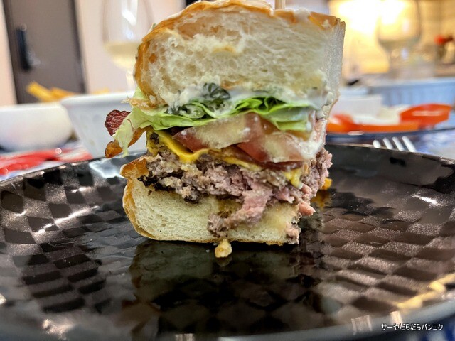 BURGER X バーガエックス エンポリアム バンコク (11)