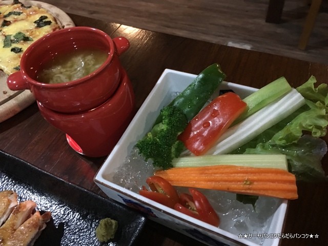 隠れ家 離れ KAKUREGA HANARE バンコク