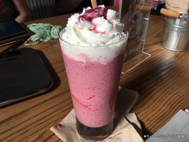 Warm wood cafe トンロー オシャレ カフェ