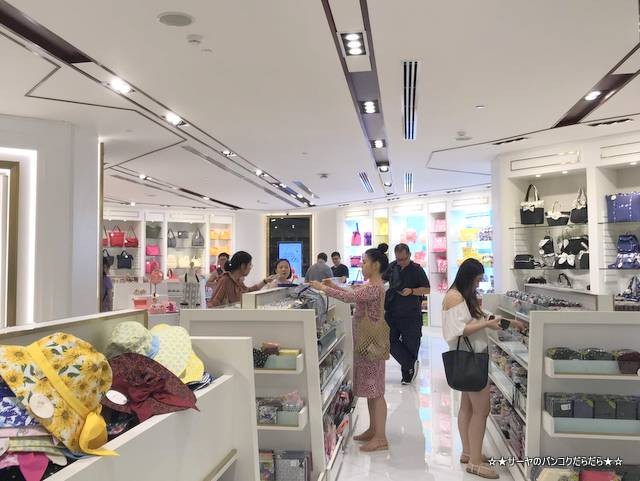 naraya アイコンサイアム 旗艦店 flagship タイ土産 (1)