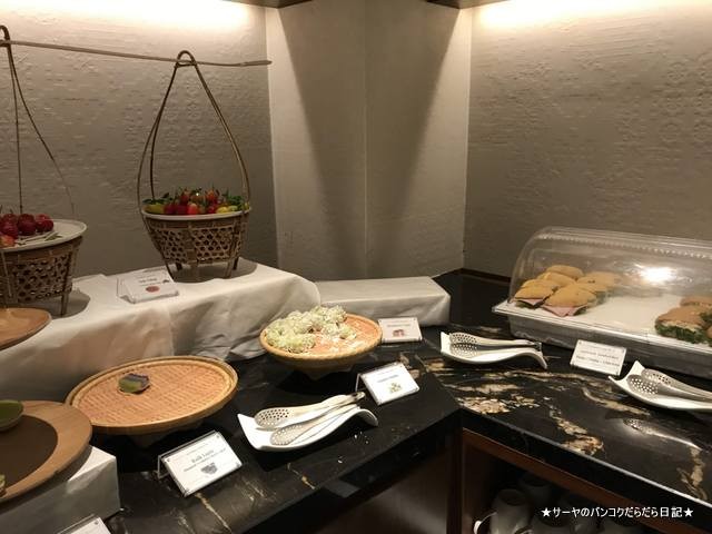 SilverKris Lounge シンガポール航空 バンコク スワナプーム (7)