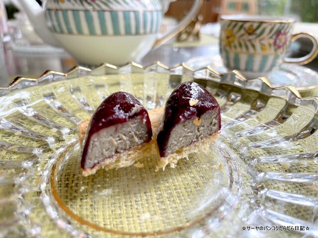 Indulgent 137 Pillars Classic Afternoon Tea (19)