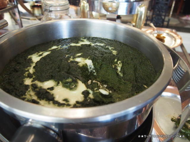 tandoor holiday inn silom バンコク インド