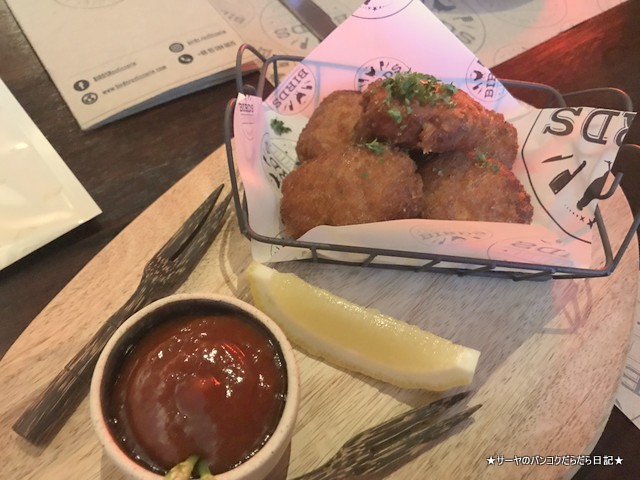 birds BKK top 人気レストラン 鶏料理 チキンナゲット バンコク