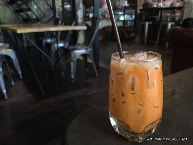 Wolf’s den udonthani ウドンタニ オシャレカフェ (1)