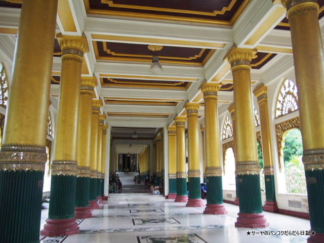 シュエズィーゴン・パゴダ Shwedagon Pagoda