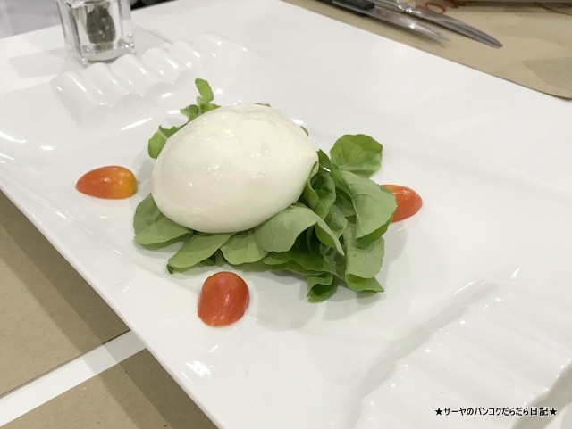 Rosso di Sera Bangkok ピザ 美味しい (5)
