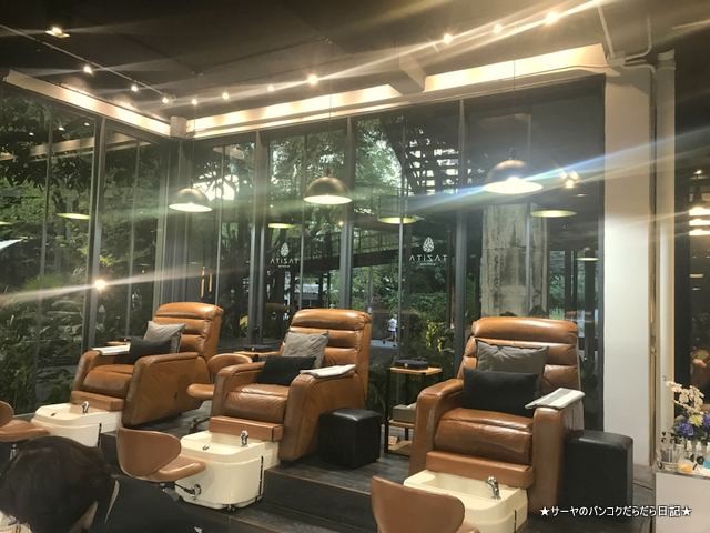 バンコク ネイルサロン TAZiTA Spa and Art Design (11)