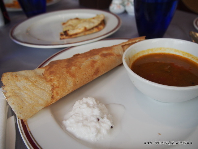 tandoor holiday inn silom バンコク インド