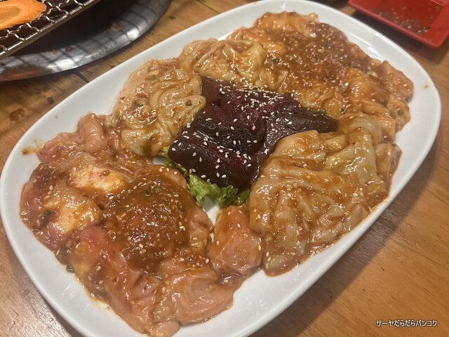 【七輪焼肉 金太郎 YAKINIKU KINTARO】 at Sukhumvit soi 33 ~キャベツのお代わりが最高!プロンポンの老舗焼き肉店~